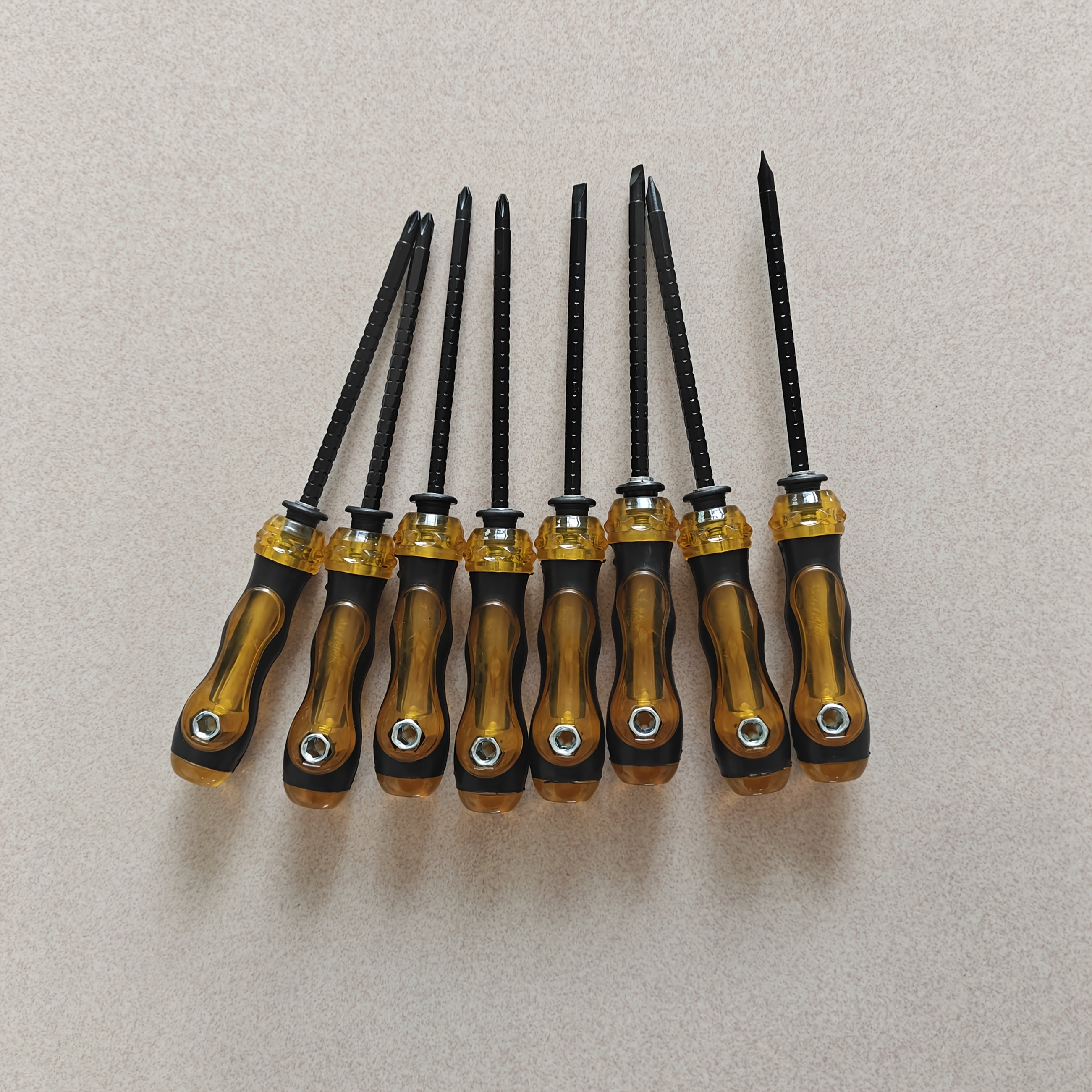 2-in-1 Magnetic Manual Screwdriver -Phillips & Flathead Tips -Delivers Stronger Torque