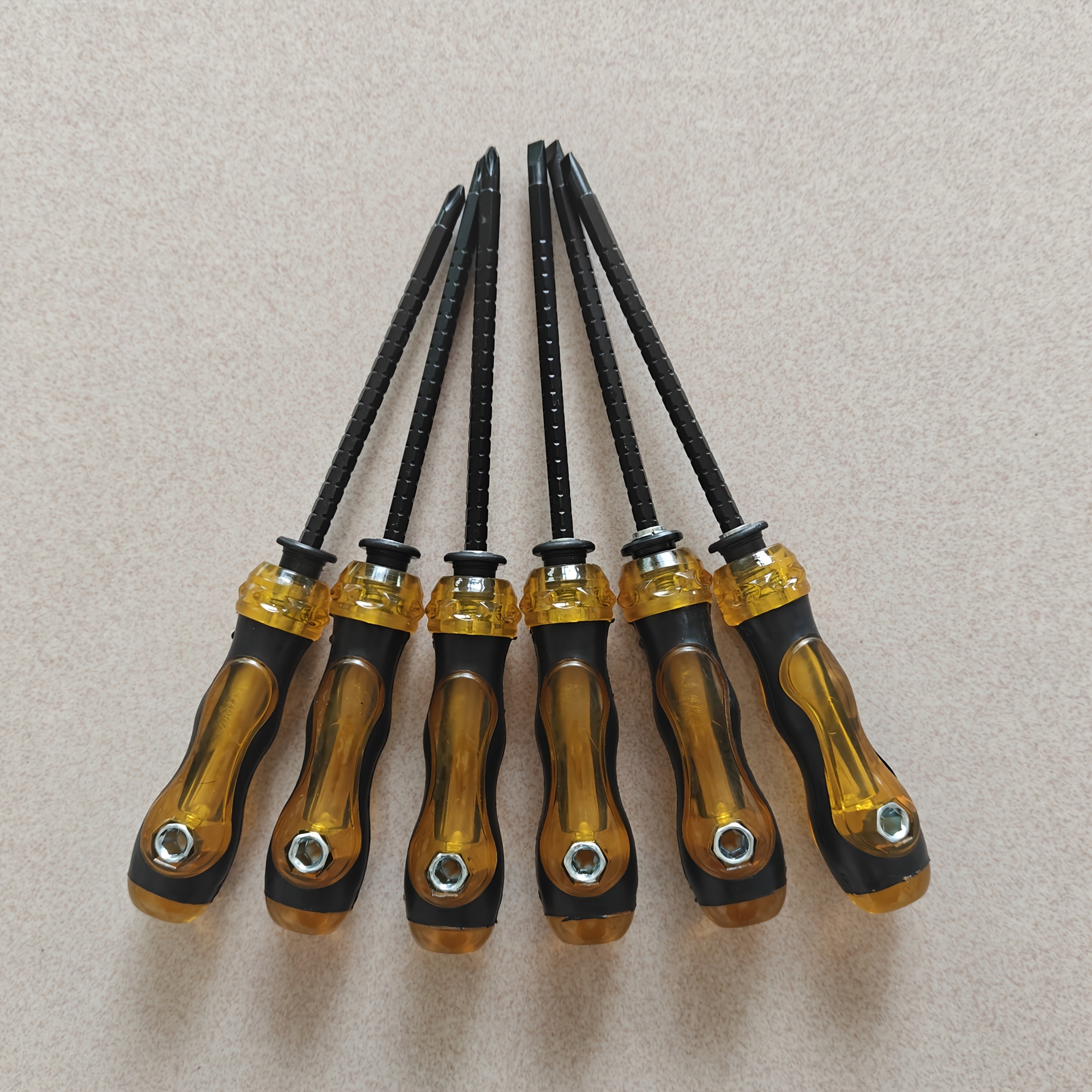 2-in-1 Magnetic Manual Screwdriver -Phillips & Flathead Tips -Delivers Stronger Torque